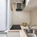 Διαμέρισμα Downtown Flat - Metro And Tram28 *